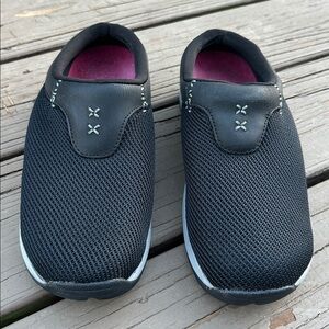 Merrell Encore Ice 5 Cushion Slip-On Mules - Black - Ladies Size 9.5